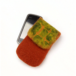 Gefilzte Handytasche in Herbstfarben