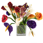 Ein bunter Blumenstrauss aus gefilzten Blüten